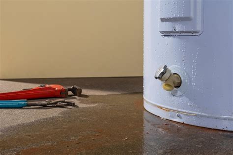 8 Reasons For Water Heater Leaking From Top。